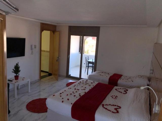 Appart Hotel Puerto Marino อัลฮอเคม่า ภายนอก รูปภาพ